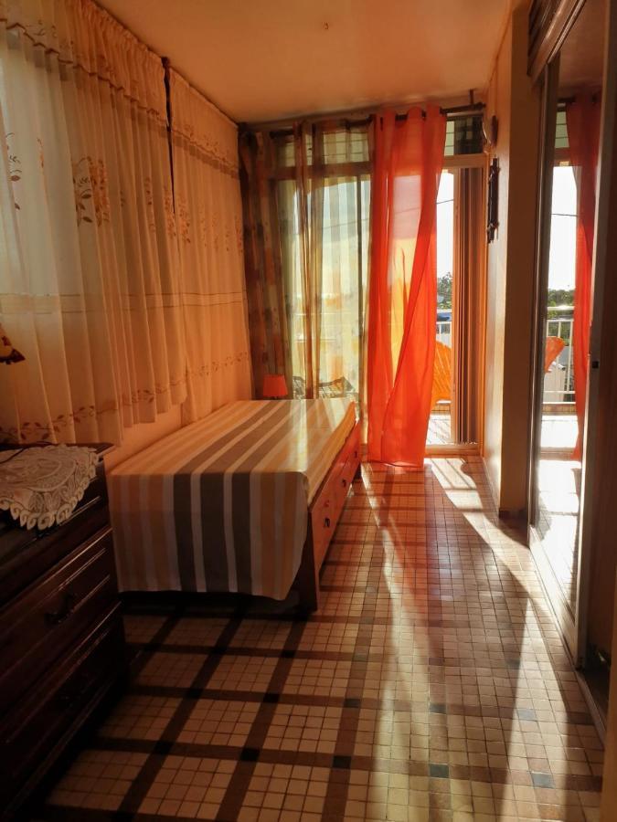 La Maison Aux Orchidees เปอตีต์-บูร์ก ภายนอก รูปภาพ