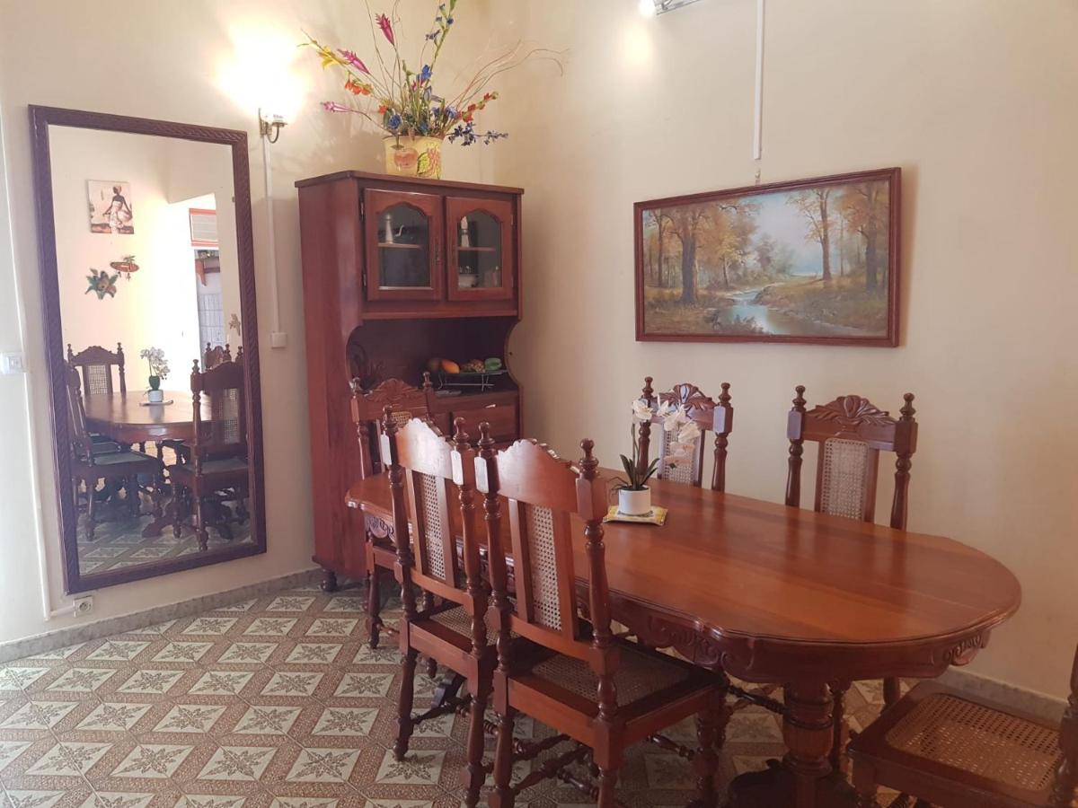 La Maison Aux Orchidees เปอตีต์-บูร์ก ภายนอก รูปภาพ